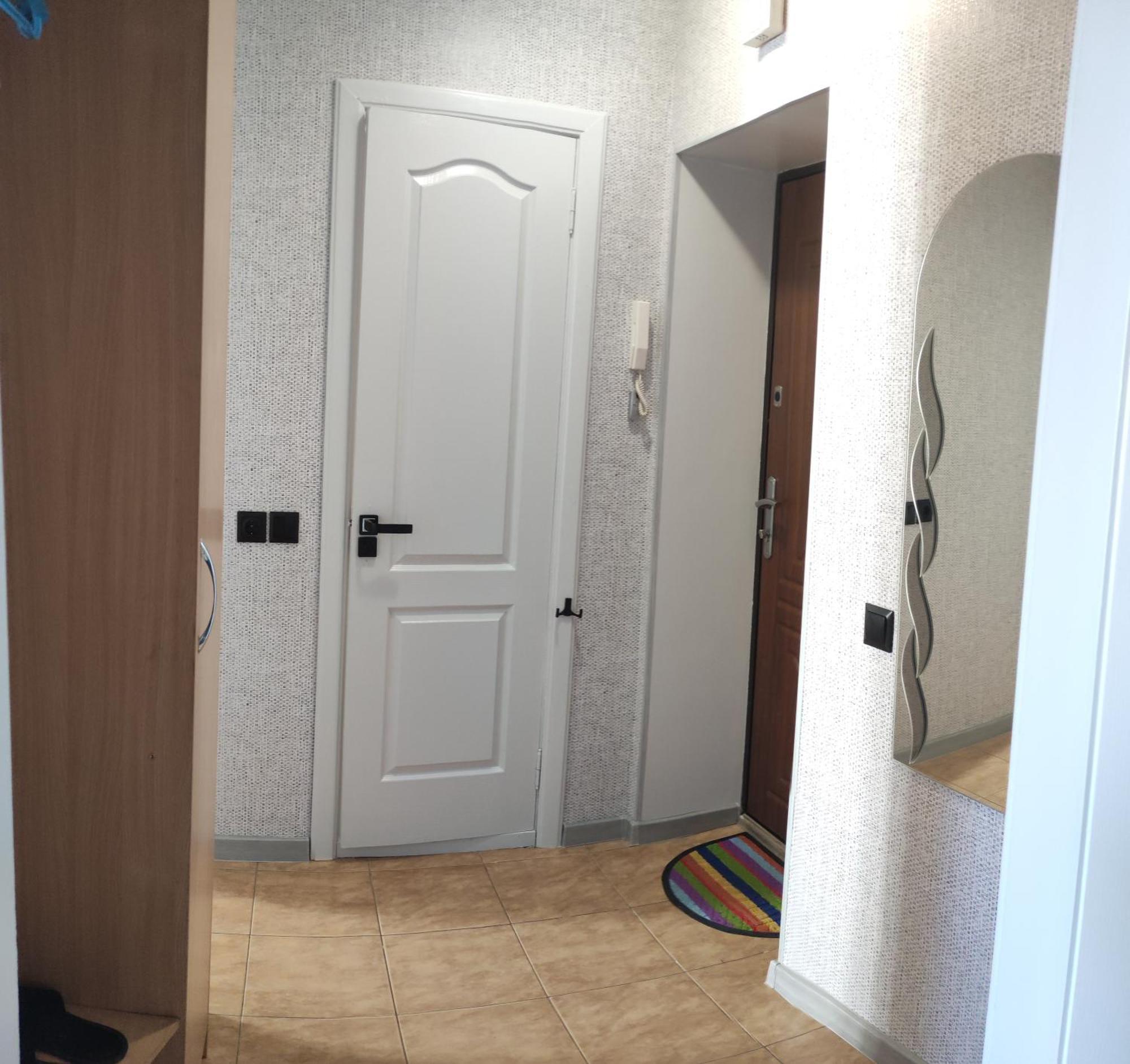 Smart Apartment На Соборной 23 كريمنشوك المظهر الخارجي الصورة